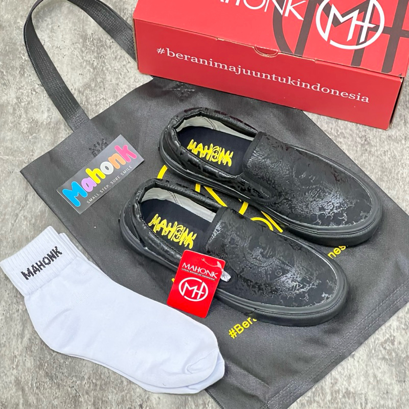 SEPATU BRAND LOKAL // Sepatu Slipon Mahonk New Orbus Toroe Hitam Polos //Sepatu Anak Sekolah Cowok C