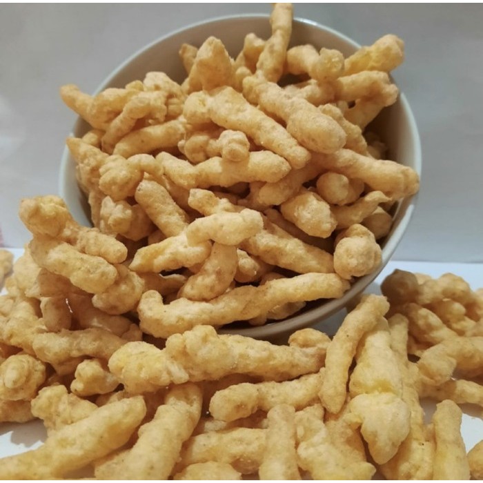 

CHEETOS TWIST CORN JAGUNG BAKAR 500 gram snack kiloan makanan ringan jajanan cemilan camilan pedas asin gurih murah