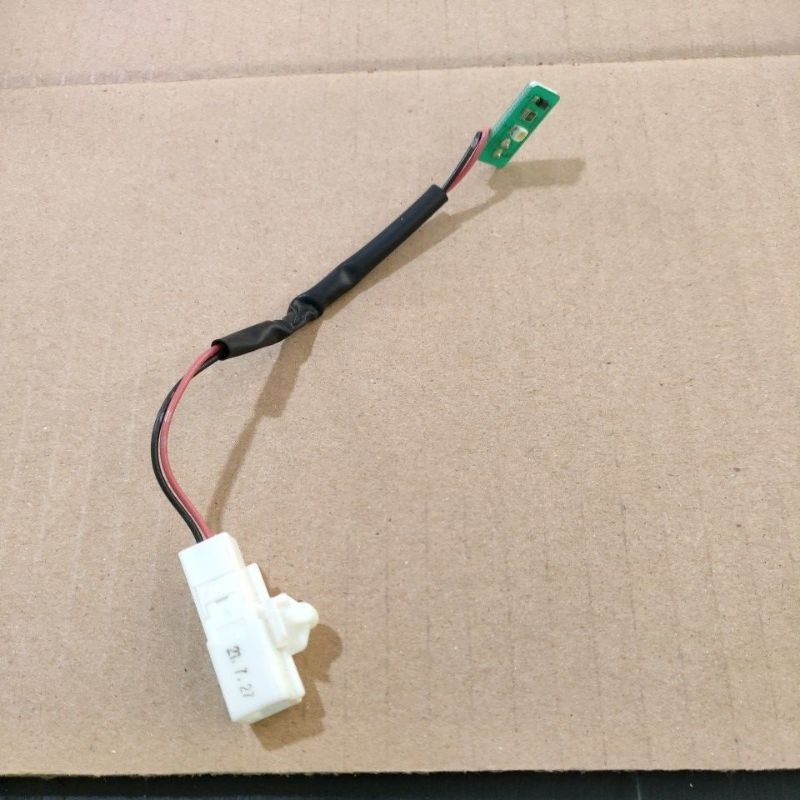 lampu indikator porsneling matic Innova zenix original