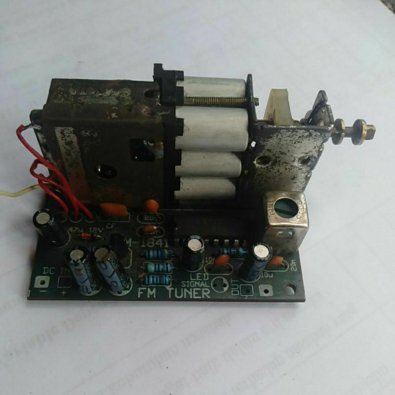 Tuner fm mono sakata super peka