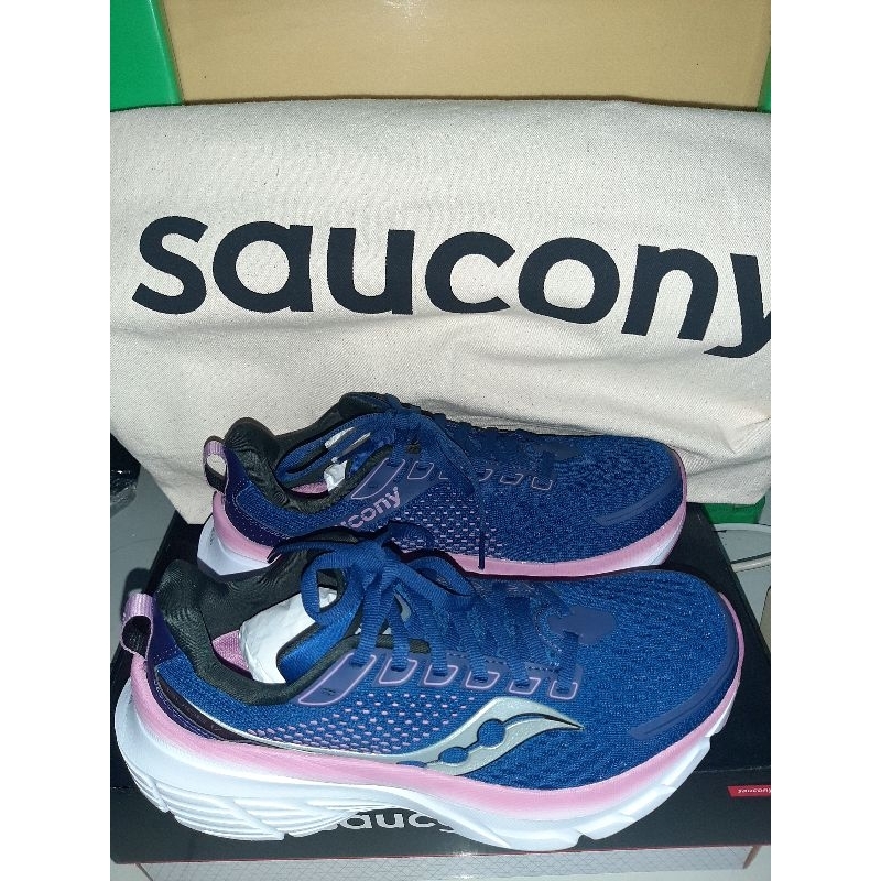 Sepatu olahraga wanita Saucony guide 17