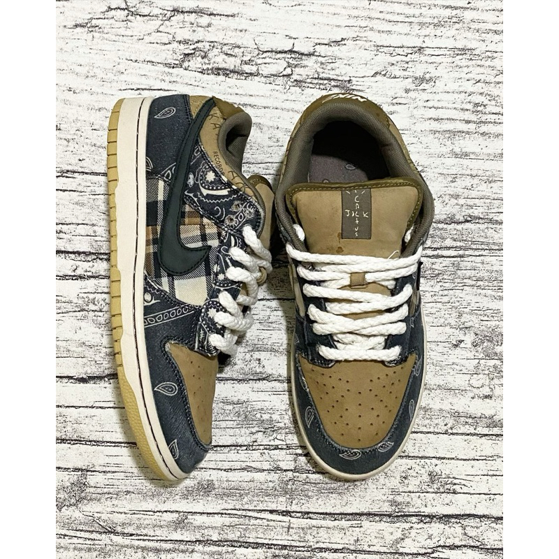 Sepatu Nike SB Dunk Low x Travis Scoot ‘Cactus Jack’ Second - Size 41