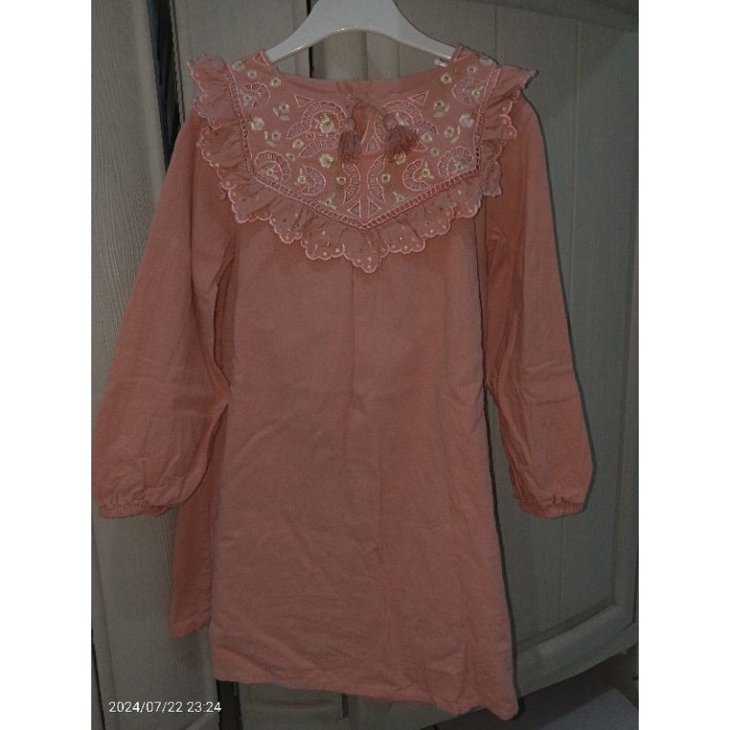 Preloved Louise Misha size 4