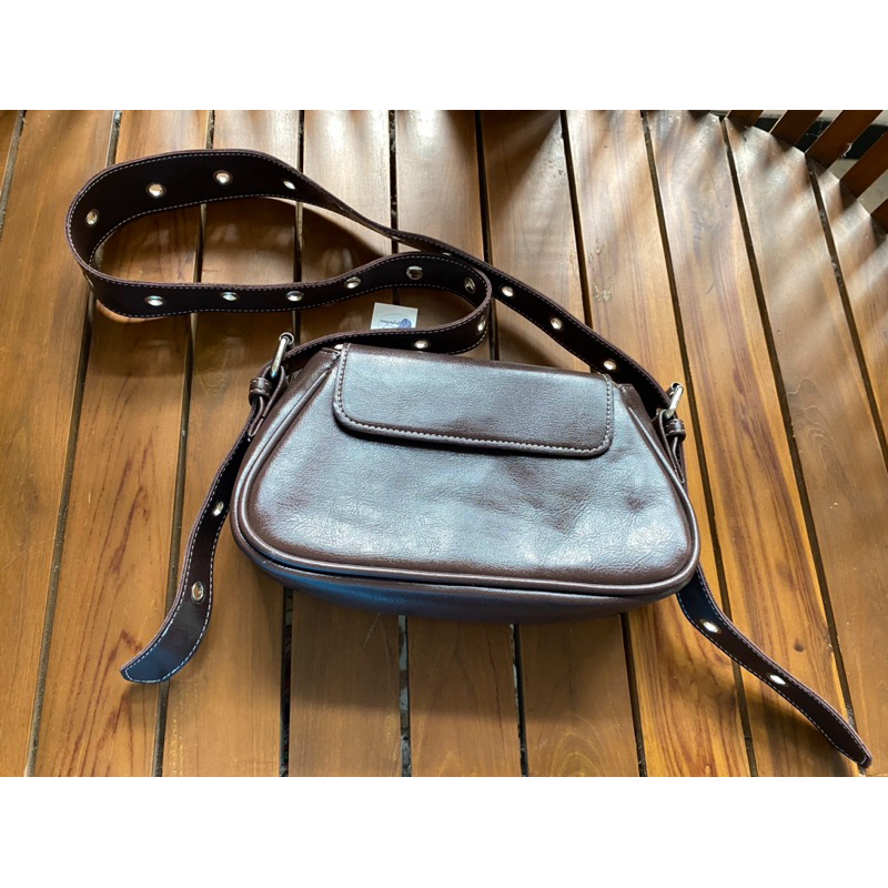 [ Preloved ] Vintage Shoulder Bag & Sling Bag