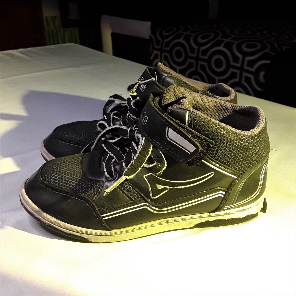 SEPATU ARDILES KIDS BLACK SHOES