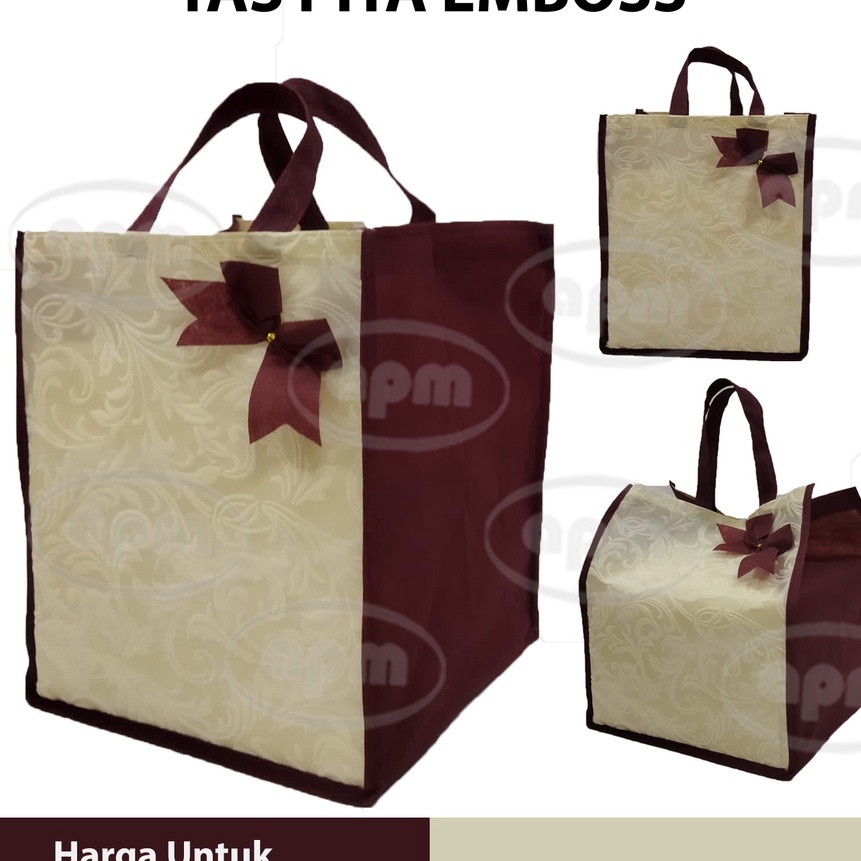 

Hemat Tas Spunbond Pita Emboss Muat 2 Box Ukuran 2x2 cm 22x22 cm