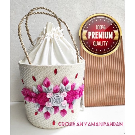 

HJ6 Tas pandan PARCEL EMBER 2 TOPLES BUNGA ROSE keranjang anyaman gift parcel lebaran natal