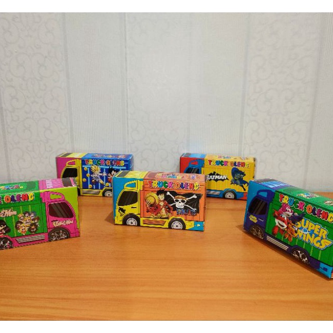 

HJ6 joisshop kotak kado truk oleng isi 5ps