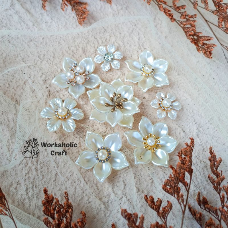 Aplikasi Bunga (04) Bunga Mutiara Mawar Kerang Bahan Dekorasi Ringbox Mahar Resin