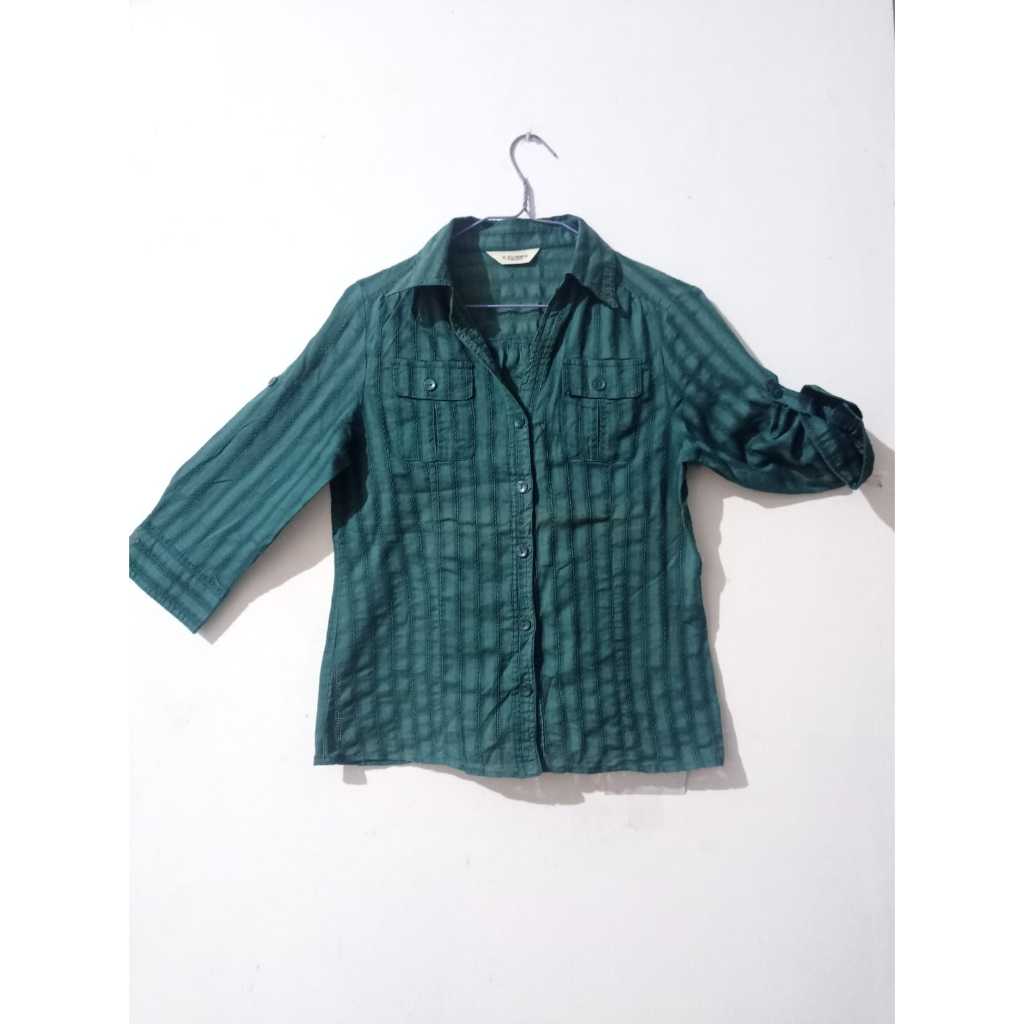 PRELOVED KEMEJA ATASAN WANITA WARNA HIJAU TOSCA