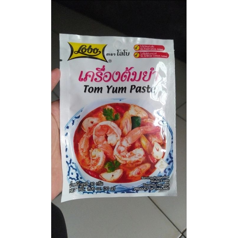 

Bumbu tomyum asli original langsung dari thailand bli 10 gratis 1 krna stock ada 11