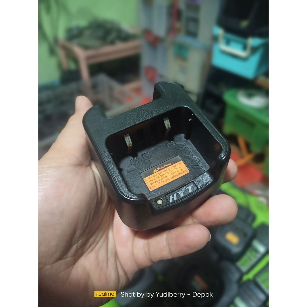 HYT CH10L CHARGER HT TC508 TC580  CHARGER HYT TC 508 KONDISI BEKAS  DESKTOP HYT TC508 TC518 TC580 HY