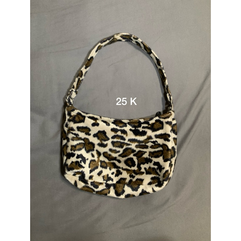 [PRELOVED] TAS MOTIF LEOPARD