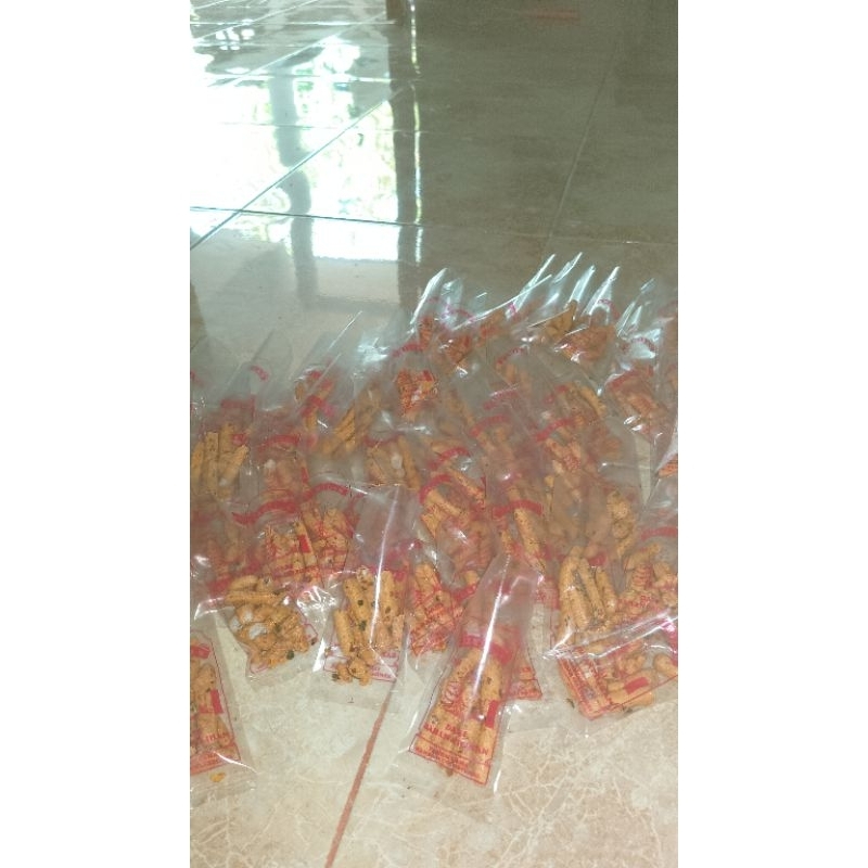 

JAJAN SERIBUAN BASRENG PEDAS DAUN JERUK