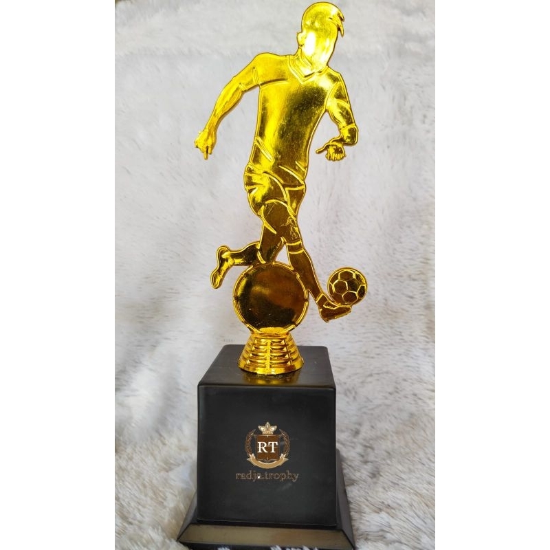 piala figur satu paket 120