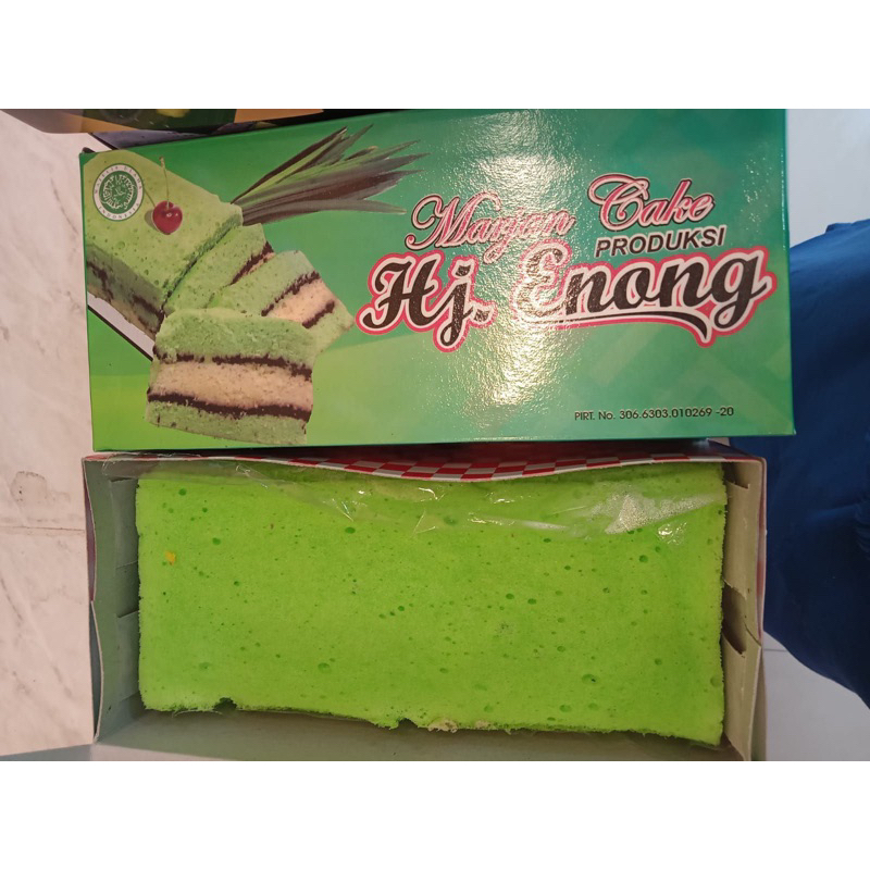 

CAKE MARJAN PANDAN Hj Enong