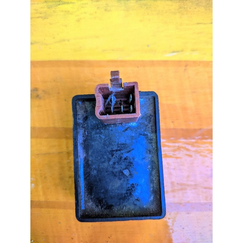 ECU/CDI MOTOR HONDA SUPRA LAMA/SUPRA FIT/LEGENDA ASTREA ORIGINAL CABUTAN