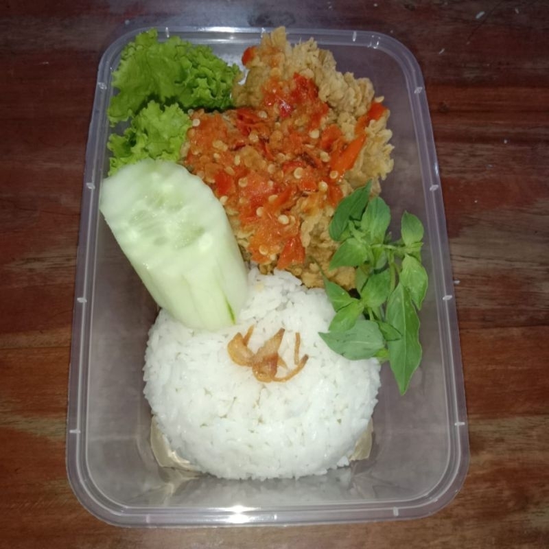 

paket nasi ayam geprek