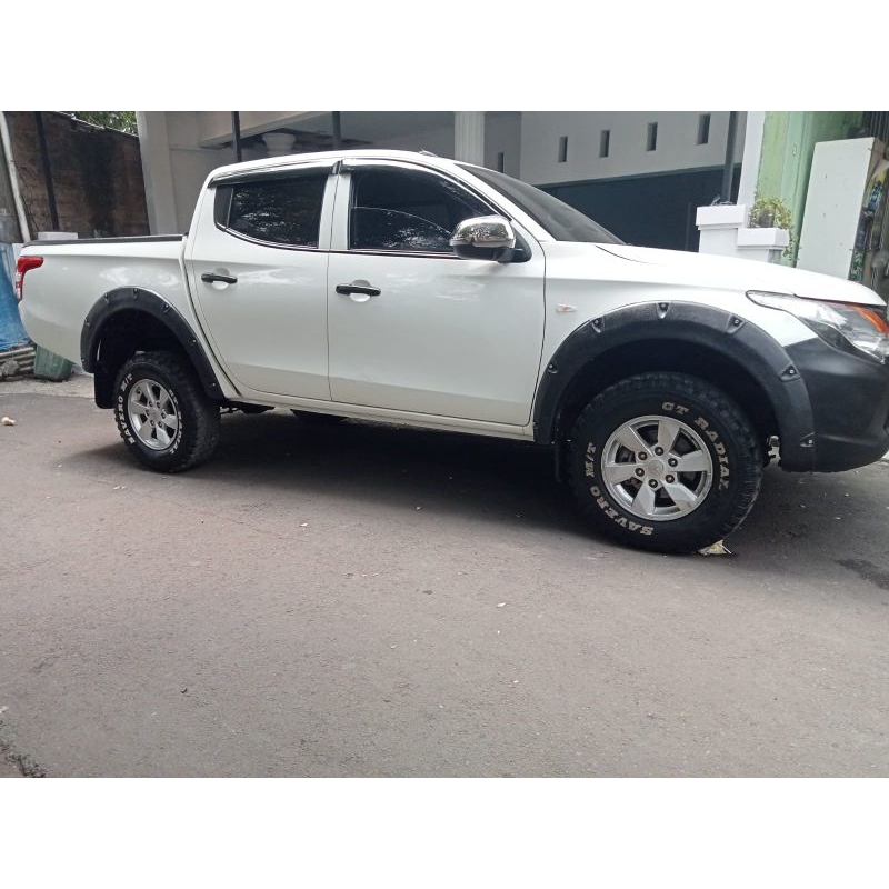 over fender Triton 2016-2019