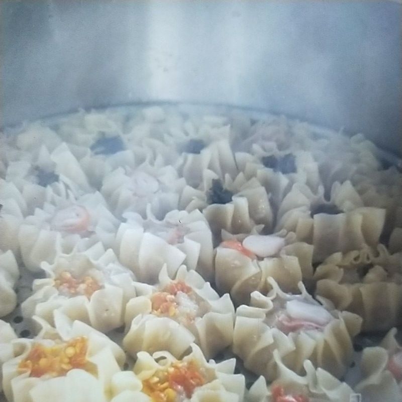 

dimsum sehat , dimsum dengan topping crab stick isi 20pc frozen.dimsum berkualitas,dimsum enak bergizi