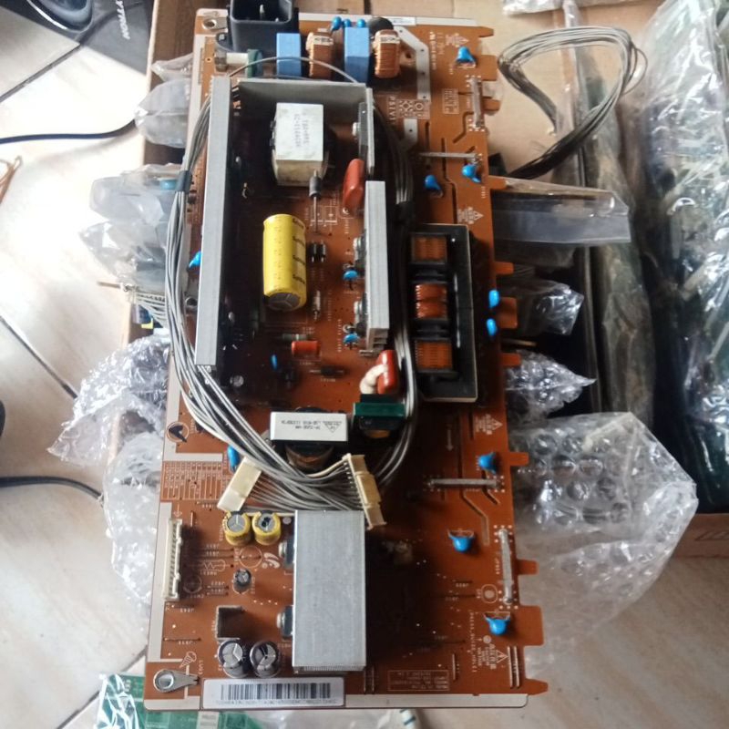 PSU TV TOSHIBA 32HV10E2 - 32HV10E