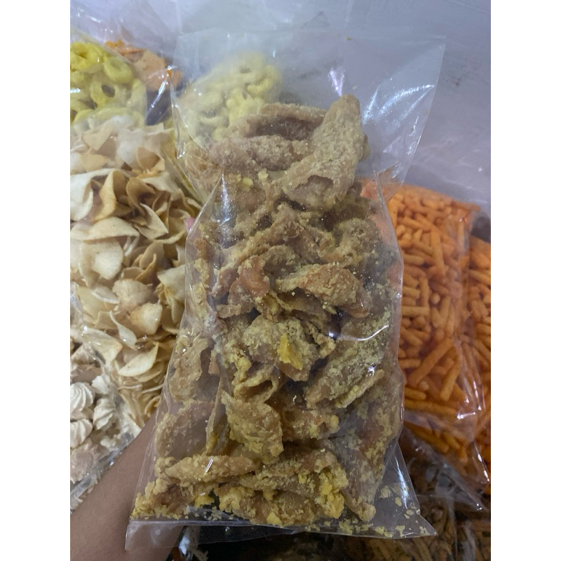 

kripik kulit ayam kemas 250gr