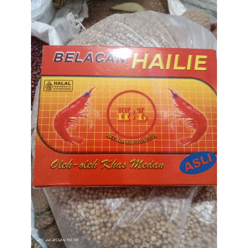 

Belacan Hailie oleh-oleh khas Medan