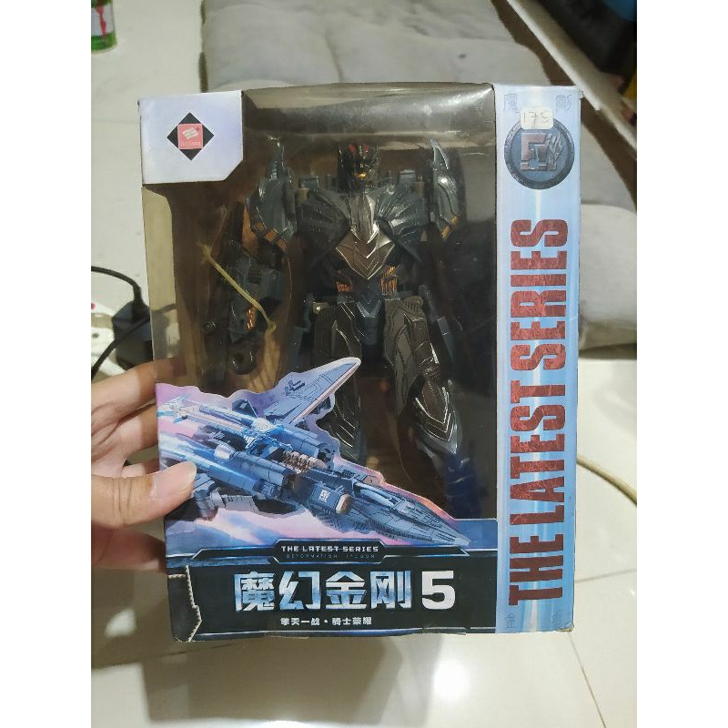 Transformers Megatron Voyager Robot Mainan Anak