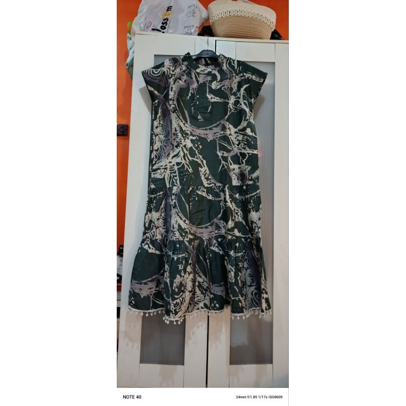 Dress batik pompom