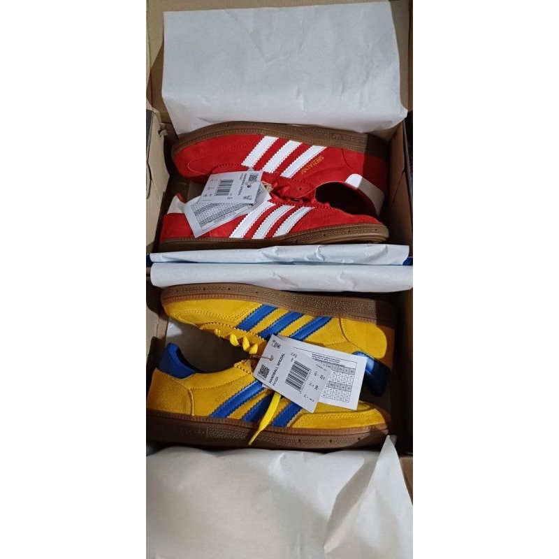 Sepatu Adidas spezial