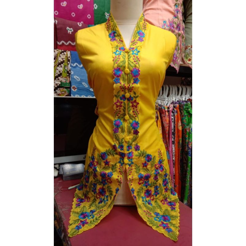 Atasan Kebaya Encim Katun Toyobo Terbaru /Kebaya Encim Motif Bunga