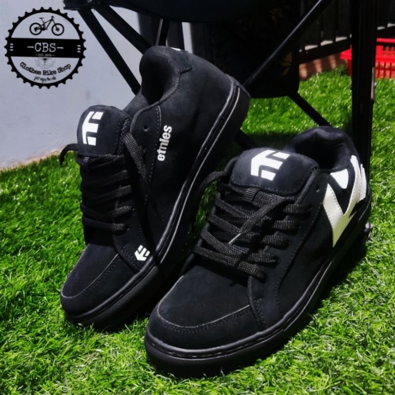 Sepatu Skate,sepatu Gemuk, Shoes skater Not vans ,DC dll