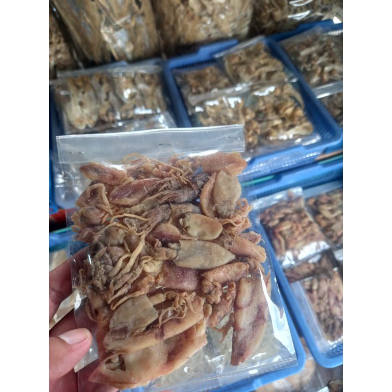 

Mentahan Cumi Asin Khas Kenjeran Surabaya