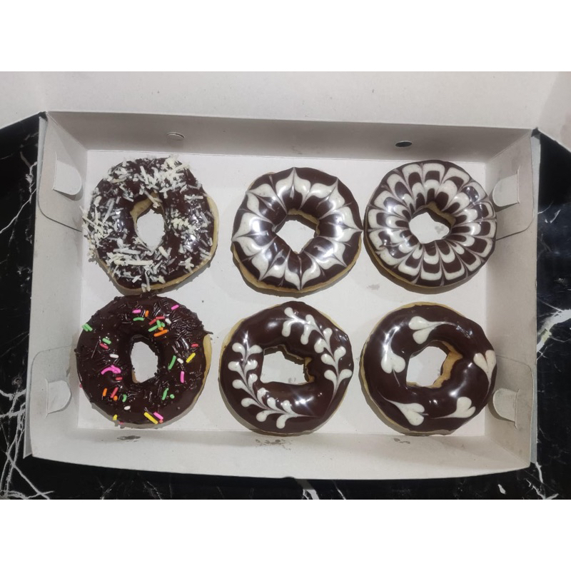 

DONAT LEMBUT BANYAK RASA MURAH MERIAH