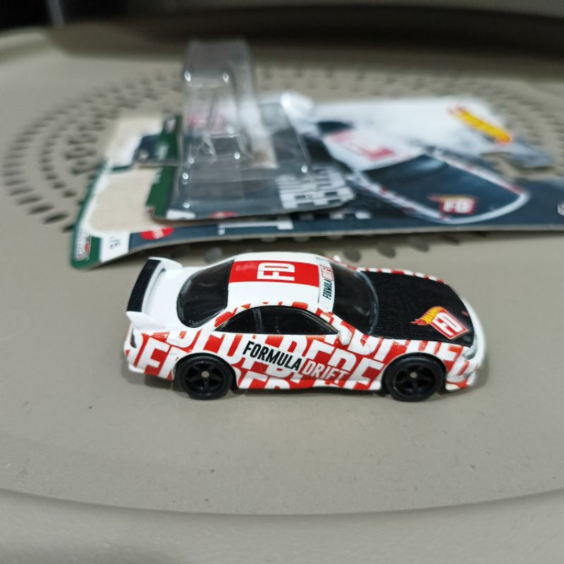 hotwheels premium nissan silvia s14 Formula Drift Loose