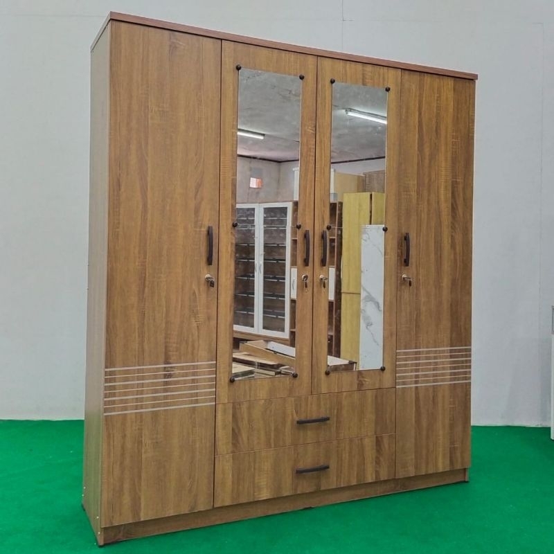 lemari pakaian 4 pintu jumbo / lemari pakaian minimalis 4 pintu