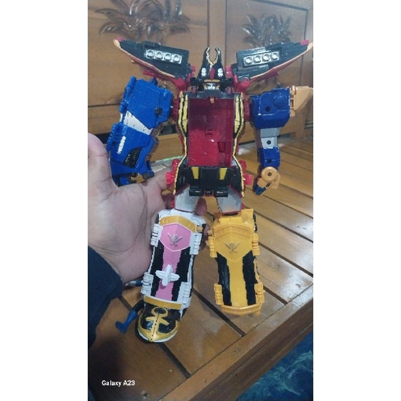 Power Rangers Super Mega Force / super sentai gokaiger bandai (LINK 400K 1KG)
