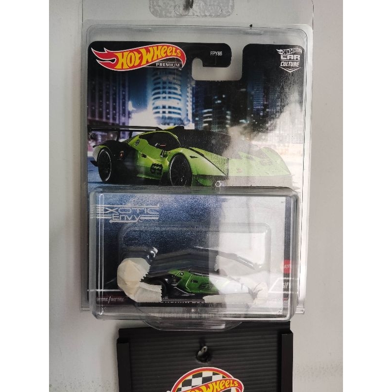 HOT WHEELS LAMBORGHINI