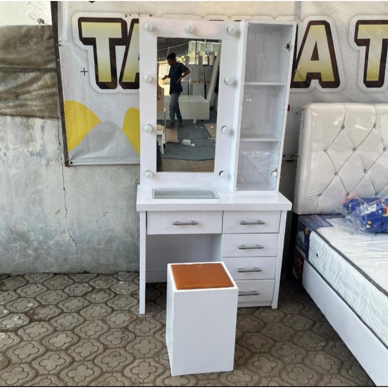 MEJA RIAS LAMPU MEJA RIAS MULTIPEK BANDUNG SUMEDANG SUBANG CIREBON