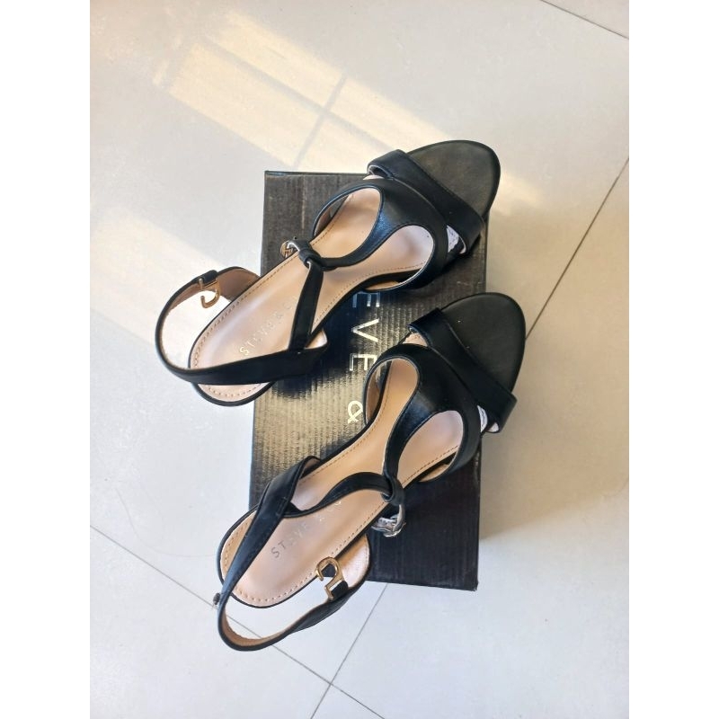Heels Steve&Co