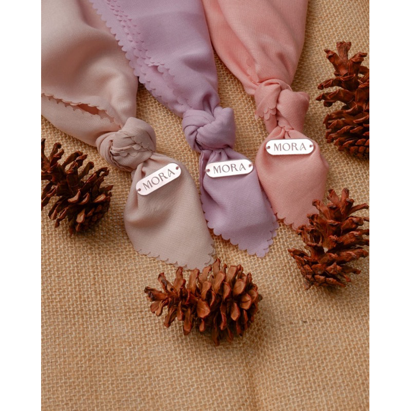 Luna Japan (Hijab Polos Segiempat Japan Original)