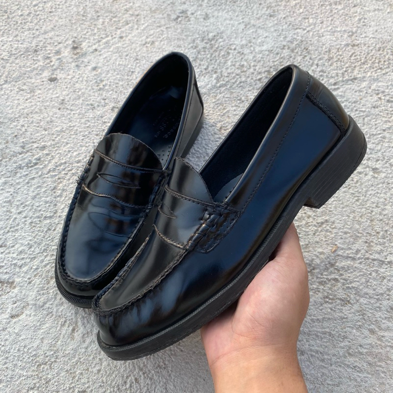 GH Bass Weejuns Walton Penny Loafers