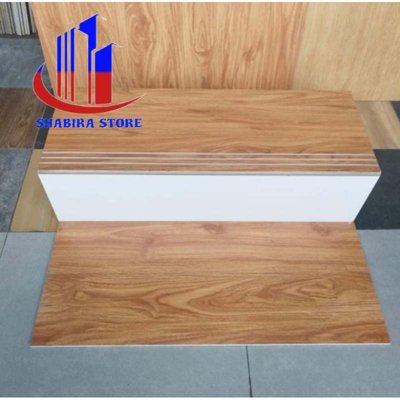 Granit anak tangga motif kayu stepsnosing 30×80 motif kayu list plint pijakan tangga