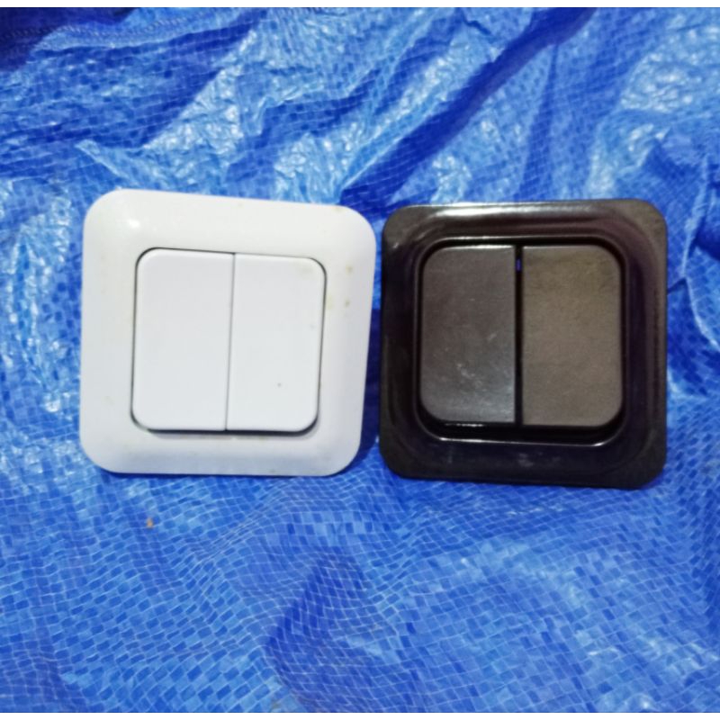 Broco saklar seri  ke tembok , saklar Legendaris Broco ,saklar doubel