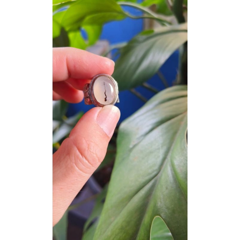 batu anggur motif keris