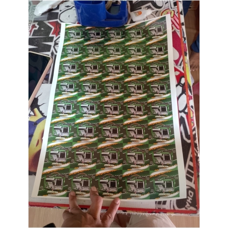 

Setiker Costum Vinyl A3 Laminating + Cutting