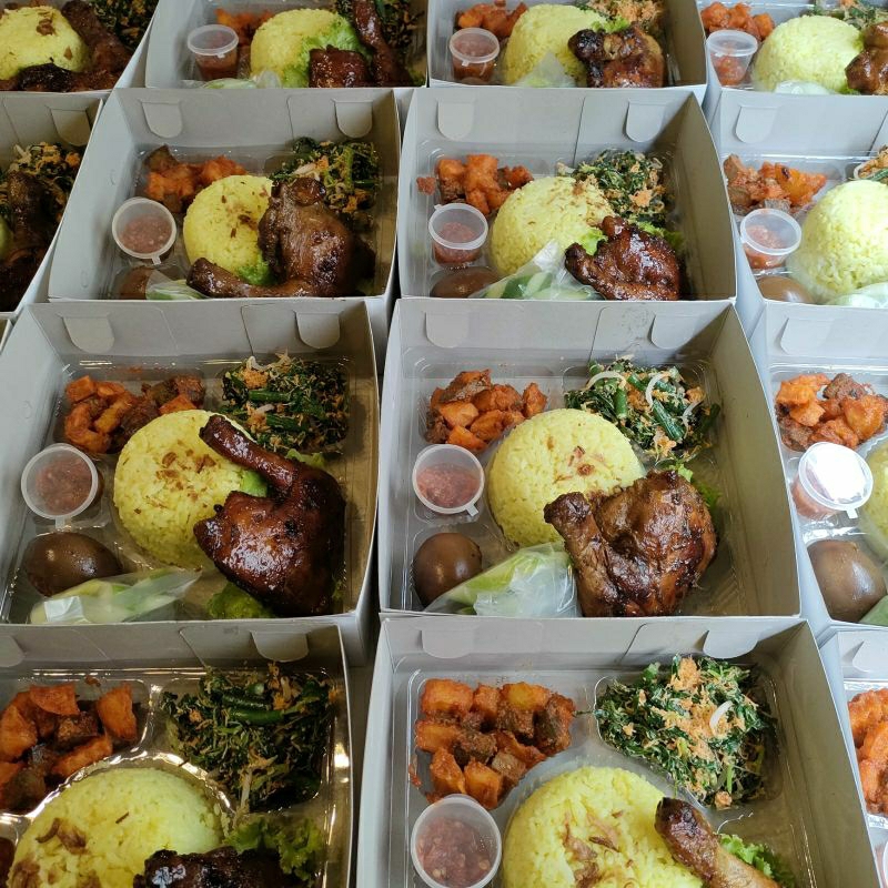 

nasi kuning box