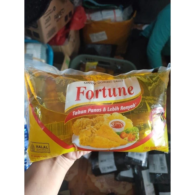 

minyak goreng minyak fortune kemasan bantal 1kg