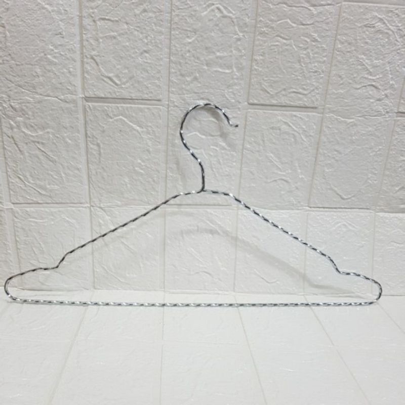 Hanger besi ulir