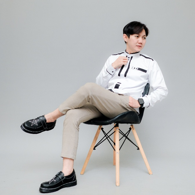 EL Rumi | Baju Koko Pria Lengan Panjang Motif Katulistiwa